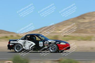 media/Oct-01-2022-Team Topak Racing (Sat) [[f860fb51be]]/2-Inter Low 2/session 2 turn 11/